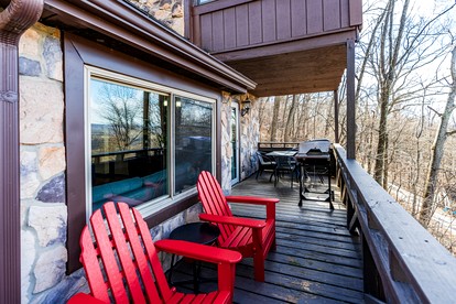 Stone Cabin with Amazing Views, Hot Tub, Fire Pit and Game Room Perfect for Your Gerrardstown, WV Getaway - Gerrardstown, West Virginia - glamping.directory