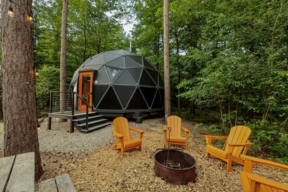 Romantic Coastal Geodesic Dome Escape Near Freeport, Maine - Freeport, Maine - glamping.directory