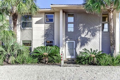 Pet-Friendly Beachside Cottage Getaway near Fernandina Beach, Florida - Fernandina Beach, Florida - glamping.directory