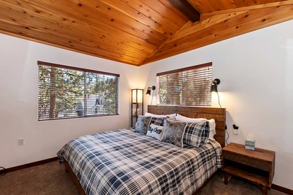 Wonderful Cabin with Amazing Outdoor Space Fantastic for Water Activities in Big Bear Lake, California - Big Bear Lake, California - glamping.directory