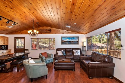 Wonderful Cabin with Amazing Outdoor Space Fantastic for Water Activities in Big Bear Lake, California - Big Bear Lake, California - glamping.directory