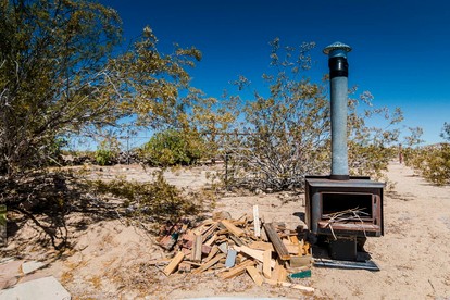 Flying Point Homestead in Twentynine Palms, California - Twentynine Palms, California - glamping.directory