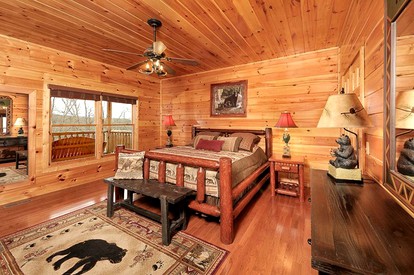 Spacious Cabin with Game Room and Hot-tub in Sevierville, Tennessee - Sevierville, Tennessee - glamping.directory