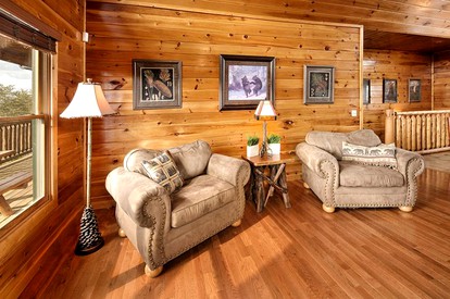 Spacious Cabin with Game Room and Hot-tub in Sevierville, Tennessee - Sevierville, Tennessee - glamping.directory