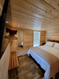 Peaceful Tiny Home Getaway with Loft & Open Sky Views in Williams, Arizona - Williams, Arizona - glamping.directory