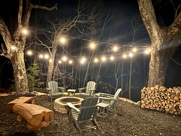 Serene Modern Hot Tub Cabin with Valley Views near Lake Tenkiller, Vian, Oklahoma - Vian, Oklahoma - glamping.directory