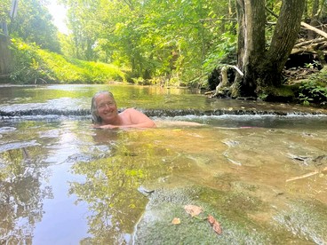 Wonderful Cute Wooden Cabin with Hot-tub in Franklin, Tennessee - Franklin, Tennessee - glamping.directory