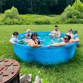 Wonderful Cute Wooden Cabin with Hot-tub in Franklin, Tennessee - Franklin, Tennessee - glamping.directory