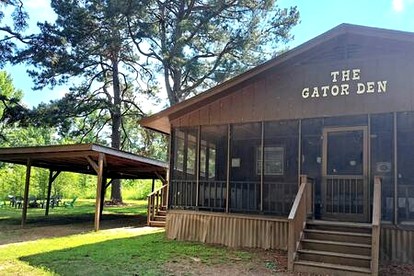 The Gator Den at Caddo Lake in Karnack, Texas - glamping.directory