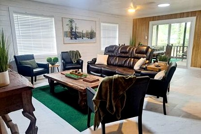 The Gator Den at Caddo Lake in Karnack, Texas - Karnack, Texas - glamping.directory