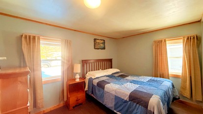 Serene Woodland Escape with Lake Access & Cozy Fire Pit in Greenville, Maine - Greenville, Maine - glamping.directory
