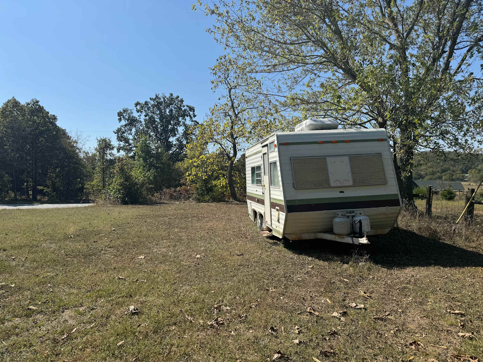 Ferguson Farms - Elkins, Arkansas - glamping.directory