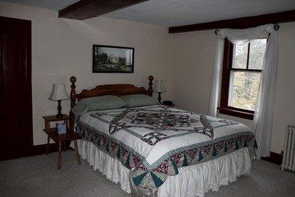 Incredible Farm Stay Getaway for Four Guests in Canterbury, New Hampshire - Canterbury, New Hampshire - glamping.directory