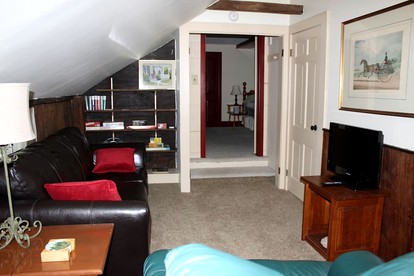 Incredible Farm Stay Getaway for Four Guests in Canterbury, New Hampshire - Canterbury, New Hampshire - glamping.directory