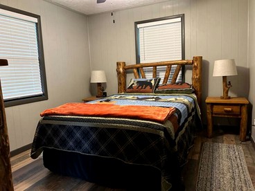 Cute Cabin Rental for Gorgeous Getaways in North Georgia Mountains - Suches, Georgia - glamping.directory