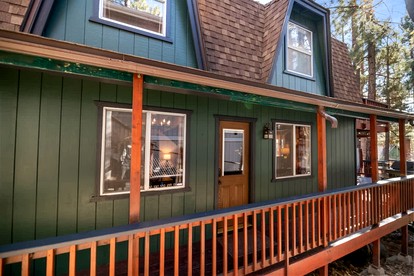 Dog-Friendly Rustic Cabin with Hot-Tub and Deck Great for Families in California - glamping.directory