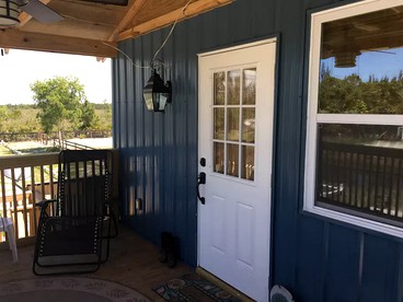 Picturesque Family-Friendly Cabin Rental for a Vacation by the Ocean on Pine Island, Florida - Saint James City, Florida - glamping.directory