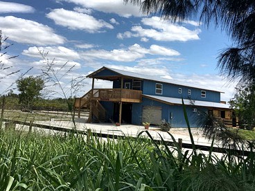 Picturesque Family-Friendly Cabin Rental for a Vacation by the Ocean on Pine Island, Florida - glamping.directory