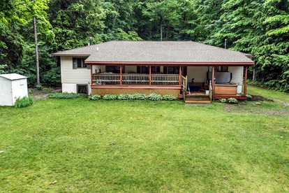 Pet Friendly Lakefront Cottage with Hot-tub in Johannesburg, Michigan - glamping.directory