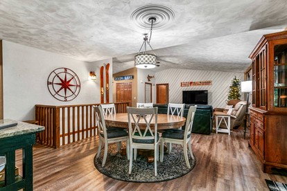 Pet Friendly Lakefront Cottage with Hot-tub in Johannesburg, Michigan - Johannesburg, Michigan - glamping.directory