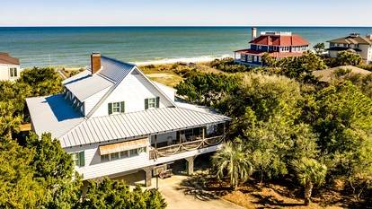 Oceanfront Beach House with Spectacular Views Georgetown, South Carolina - glamping.directory