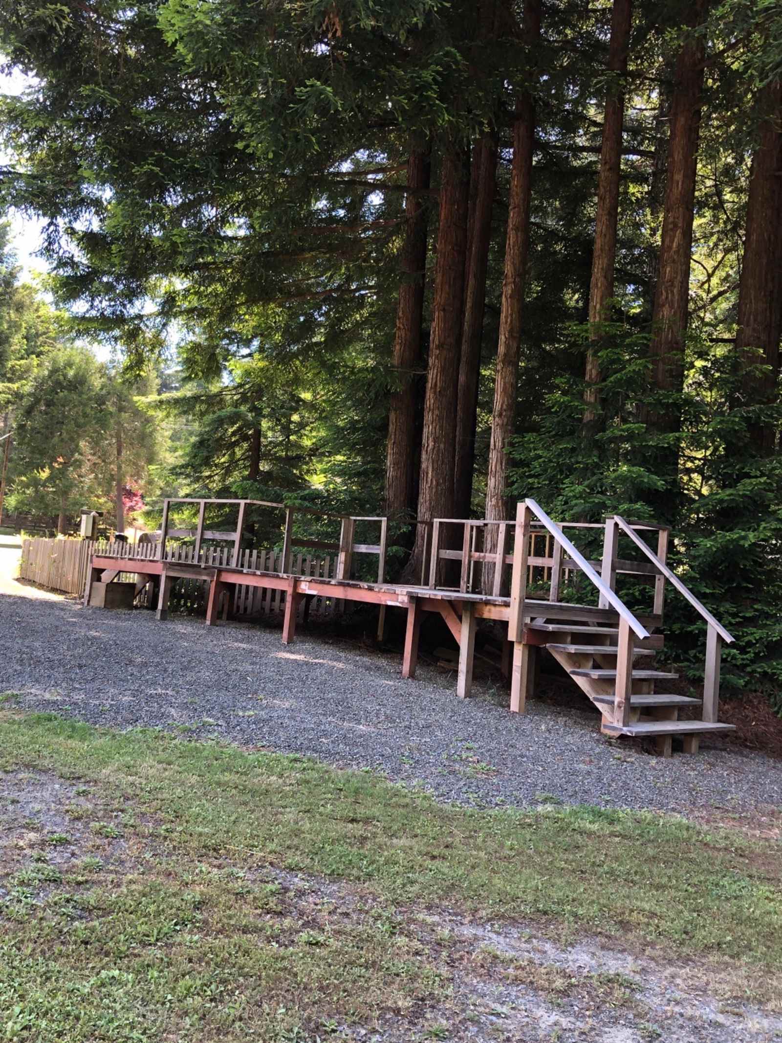 R.V Site Full Hookups/Hubcap Ranch - glamping.directory