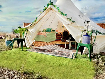Glamorous California Campsite Retreat with Great Views - New Cuyama, California - glamping.directory