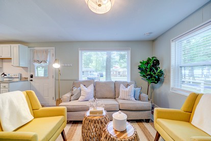 Cute Cabin Rental for Lovely Glamping Trips on Lake Michigan - Muskegon, Michigan - glamping.directory