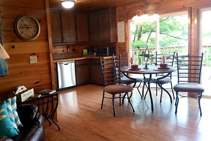 Wonderful Mountain Cabin Rental with a Fire Pit in Smithville, Oklahoma - Smithville, Oklahoma - glamping.directory