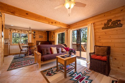 The Ultimate Family Getaway at this Glamping Cabin in Duck Creek Village, Utah - Duck Creek Village, Utah - glamping.directory