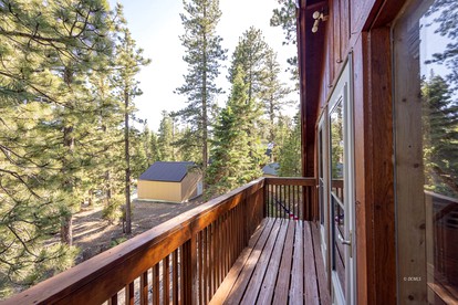 The Ultimate Family Getaway at this Glamping Cabin in Duck Creek Village, Utah - Duck Creek Village, Utah - glamping.directory