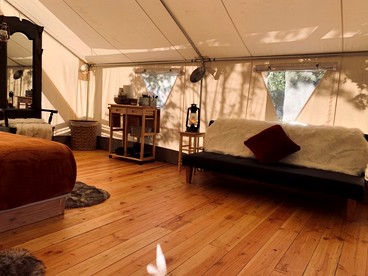 Gorgeous Glamping Tent with a Fire Pit near Umpqua National Forest, Oregon - Idleyld Park, Oregon - glamping.directory