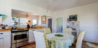 Gorgeous Cottage Rental on Kohala Coast, Hawaii - Hawi, Hawaii - glamping.directory