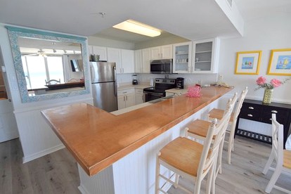 Beautiful Beach House with Spectacular Sea Views in Destin, Florida - Destin, Florida - glamping.directory