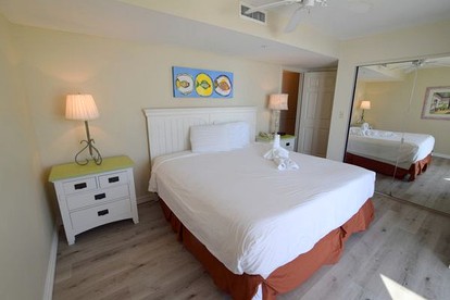 Beautiful Beach House with Spectacular Sea Views in Destin, Florida - Destin, Florida - glamping.directory