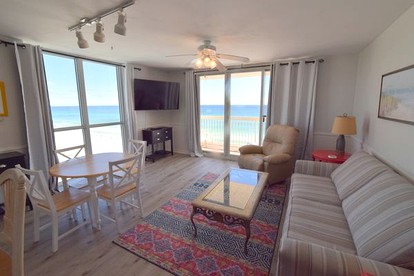 Beautiful Beach House with Spectacular Sea Views in Destin, Florida - Destin, Florida - glamping.directory