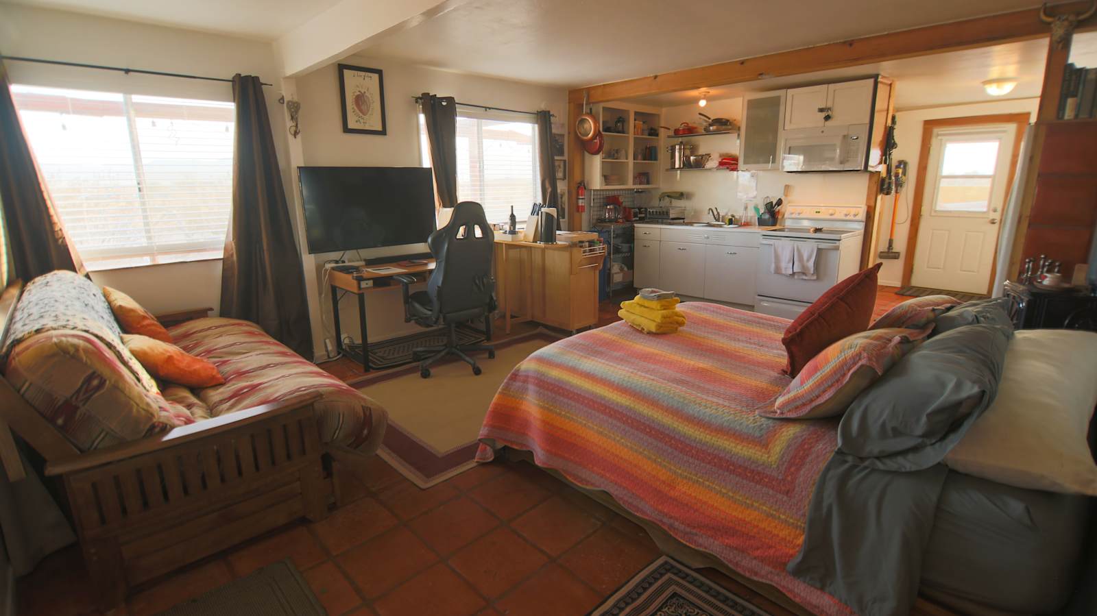 Joshua Tree Container Resort - Twentynine Palms, California - glamping.directory