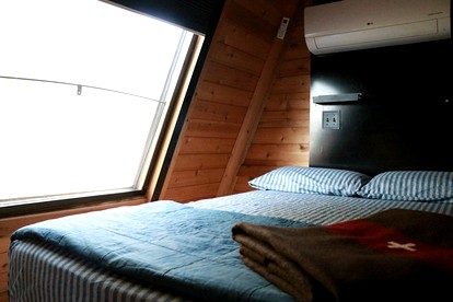 Charming A-Frame Cabin Experience with Campfire Vibes in Humboldt, Kansas - Humboldt, Kansas - glamping.directory