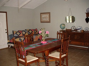 Fantastic Weekend Trip on a Working Cattle Ranch near Austin, Texas - La Grange, Texas - glamping.directory