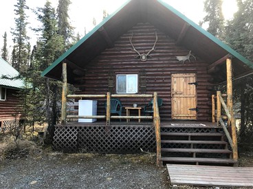 Elegant Vacation Rental All-Inclusive near Tustumena Lake, Alaska - Soldotna, Alaska - glamping.directory