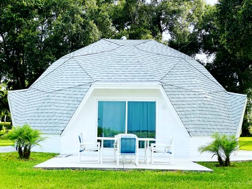 Lakefront Studio Dome for 3 with Kitchen & Patio | Near Orlando Nature Escape - glamping.directory