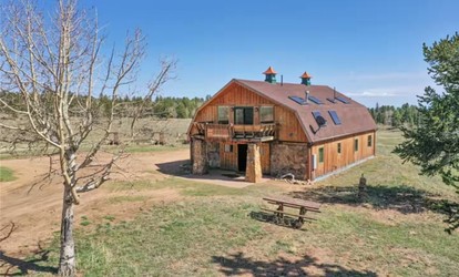 Incredible Spacious Barn for a Unique Escape in Nature in Cripple Creek, Colorado - glamping.directory