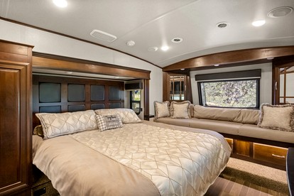 One of a Kind Converted School Bus Offers Scenic, Texan Tranquility in Purdon Groves - Boerne, Texas - glamping.directory