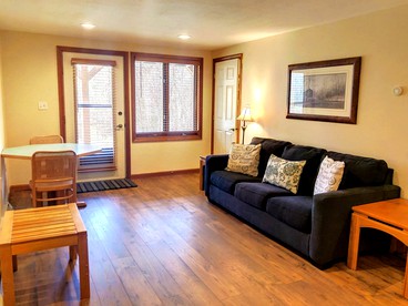 Fully Renovated Cabin with Fantastic Ski Slope Views for a Bretton Woods Vacation - Carroll, New Hampshire - glamping.directory