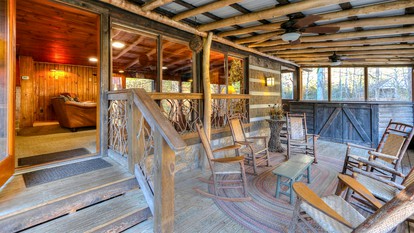 Nature's Hideaway: Cabin Retreat to Unwind from Gatlinburg's Crowds - Gatlinburg, Tennessee - glamping.directory