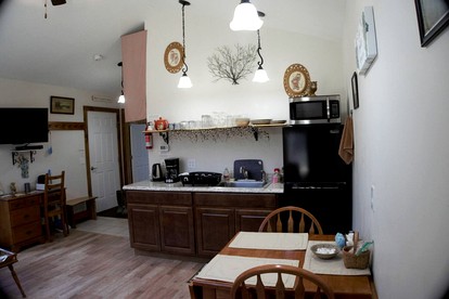 Serene Country Cabins 3 in Hyde Park, VT - Hyde Park, Vermont - glamping.directory