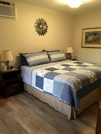 Serene Country Cabins 3 in Hyde Park, VT - Hyde Park, Vermont - glamping.directory