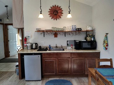 Serene Country Cabins 3 in Hyde Park, VT - Hyde Park, Vermont - glamping.directory