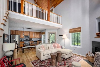 Wintergreen Getaways in this Charming Cabin Rental with Hot Tub and Fire Pit - Wintergreen, Virginia - glamping.directory
