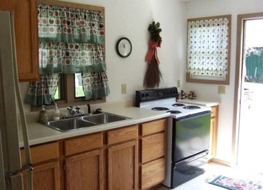 Charming Cabin Getaway in the Black Hills Mountains in Hill City, South Dakota - Hill City, South Dakota - glamping.directory